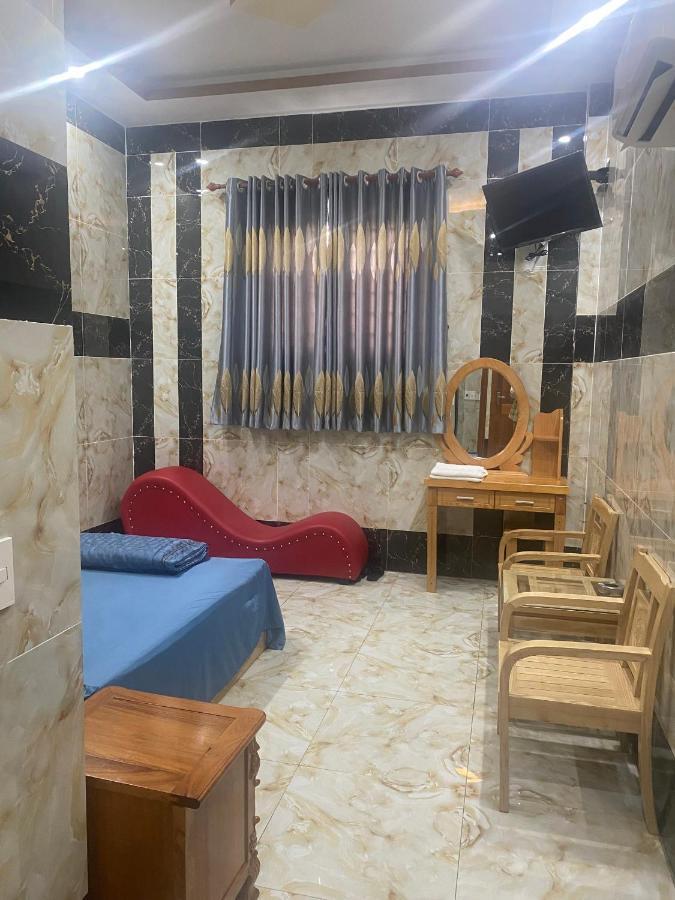 Khach San Hoi Nghia Binh Duong Hotell Tan Uyen Exteriör bild